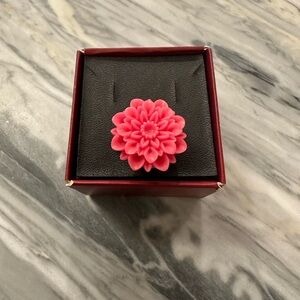 Adjustable Gold-Tone Ring with Pink Flower Design